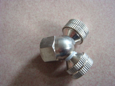 鍍鉻雙噴頭背負式汽油機噴霧器 高效農(nóng)業(yè)噴灑解決方案
